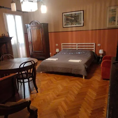 Konukevi San Petronio And - By Bolognacentro Luxuryh 3*